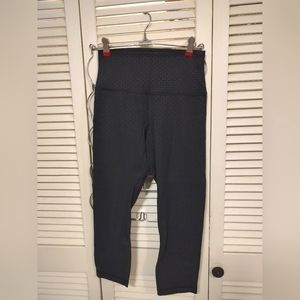 Align Lattice Work Emboss Black